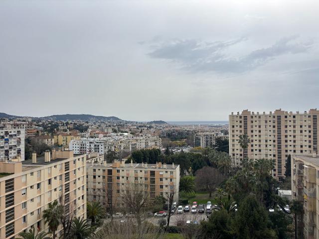 Location appartement 3 pièces, 63.78m², Nice