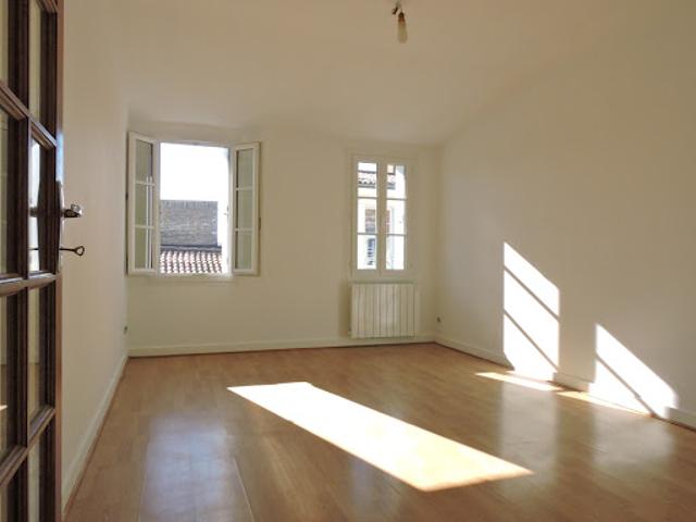 Location Appartement 3 pièces 63.85 m2 Rochefort