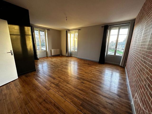 Location appartement 3 pièces, 63.00m², Ardentes