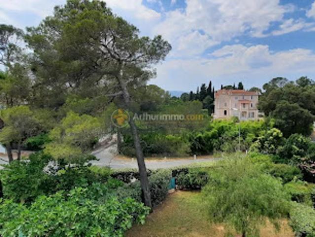Location Appartement 3 pièces 63.19 m2 Saint raphael