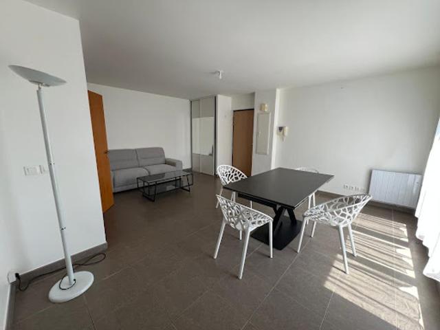 Location Appartement 3 pièces 63 m2 Antony