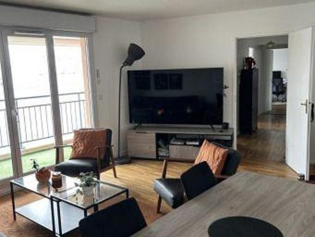 Location Appartement 3 pièces 63 m2 Colombes