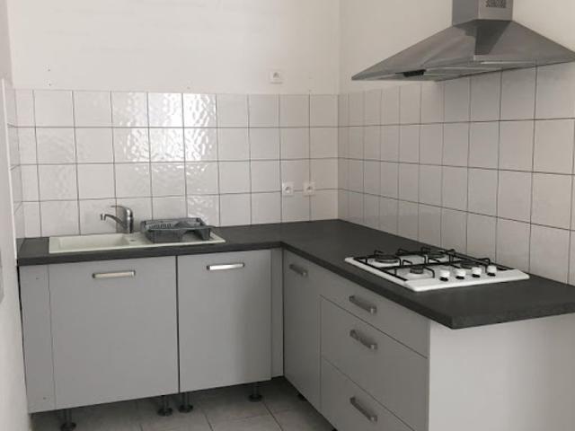 Location Appartement 3 pièces 63 m2 Mas thibert