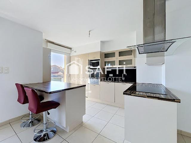 Location Appartement 3 pièces 63 m2 Saint Privat la Montagne