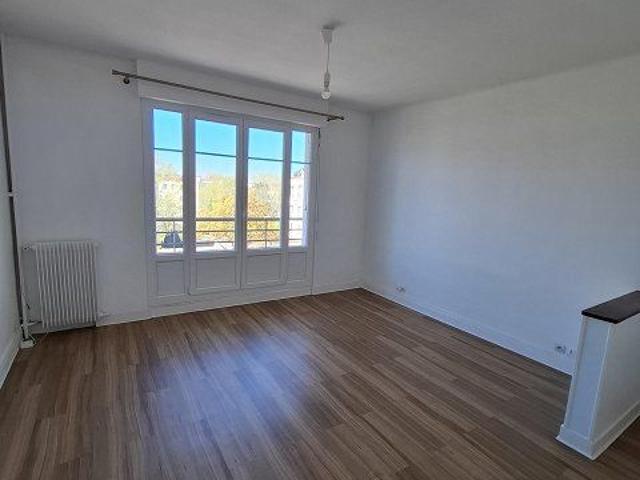 Location Appartement 3 pièces 63m²