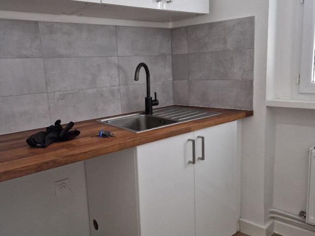 Location Appartement 3 pièces 63m² BORDEAUX 33000