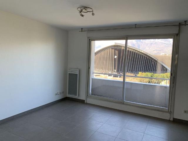 Location Appartement 3 pièces 63m² GRENOBLE 38000