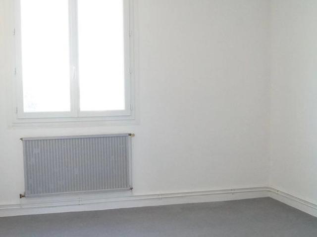 Location Appartement 3 pièces 63m² LA ROCHELLE 17000