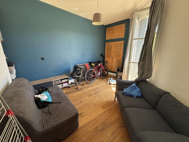 Location Appartement 3 pièces 63m² LYON 8ème