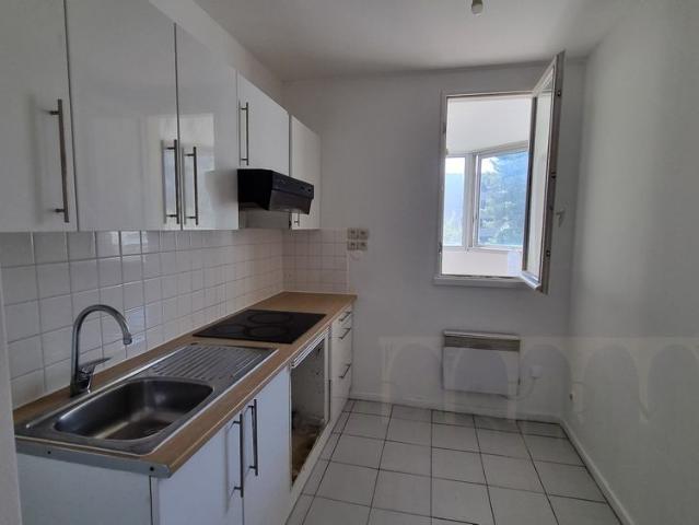 Location Appartement 3 pièces 63m² MONTPELLIER 34070