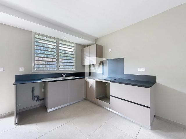Location Appartement 3 pièces 63m² MATOURY 97351
