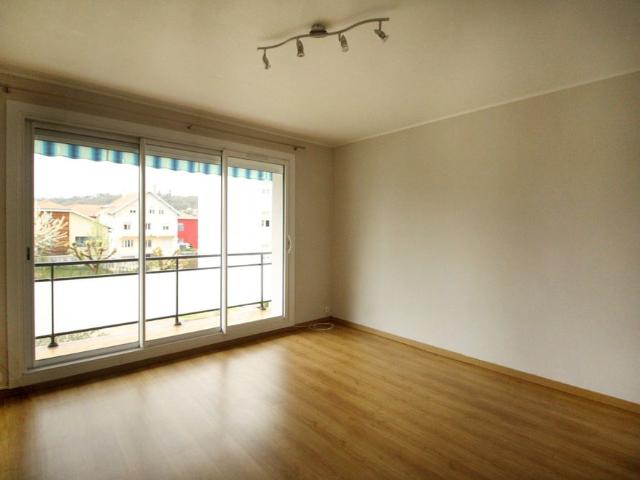 Location Appartement 3 pièces 63m² MIRIBEL 01700
