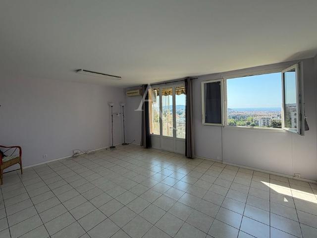 Location Appartement 3 pièces 63m² NICE 06100