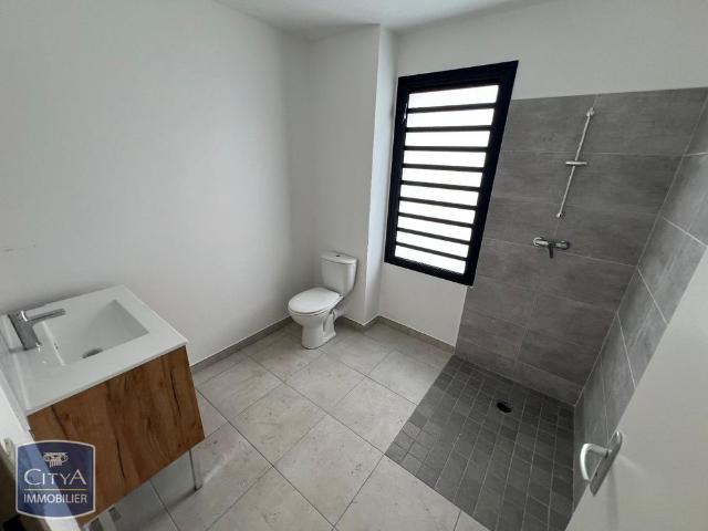 Location Appartement 3 pièces 63m² ST PIERRE 97410