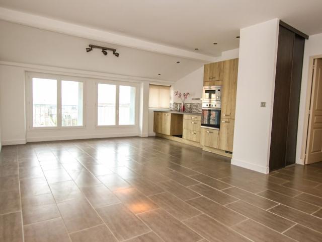 Location Appartement 3 pièces 63m² PUGET SUR ARGENS 83480