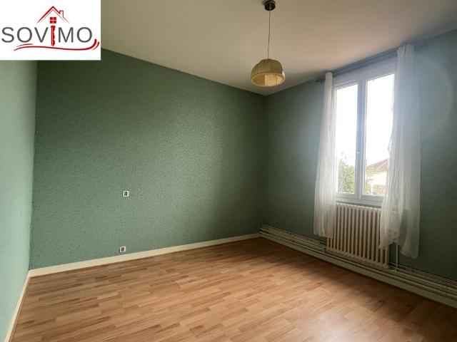 Location Appartement 3 pièces 63m² ROUMAZIERES 16270