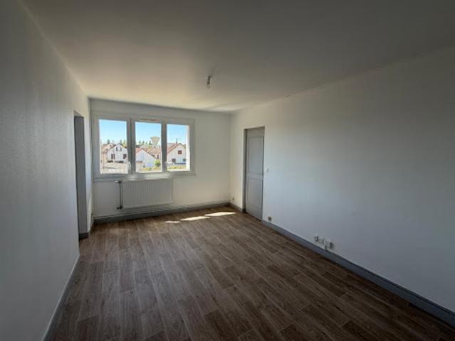 Location Appartement 3 pièces 60.95 m2 Vierzon