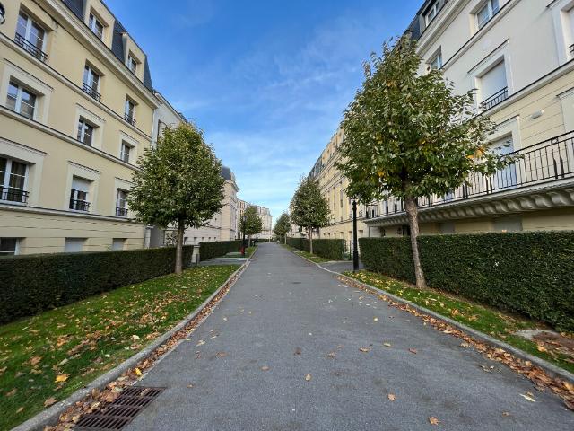 Location appartement 3 pièces, 60.00m², Reims