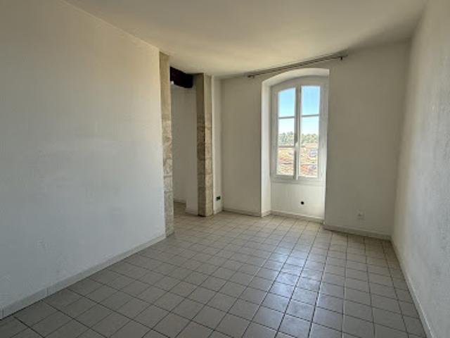 Location Appartement 3 pièces 60.32 m2 Istres