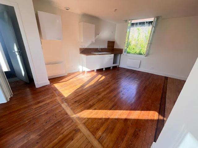 Location Appartement 3 pièces 60 m2 Valence