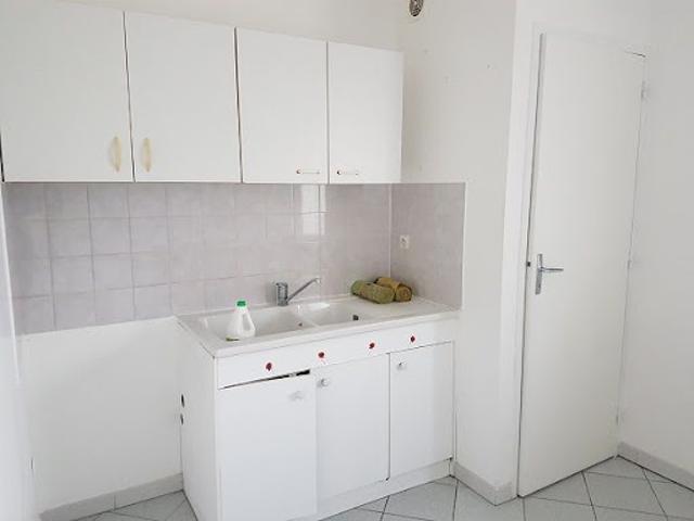 Location Appartement 3 pièces 60 m2 Villemandeur