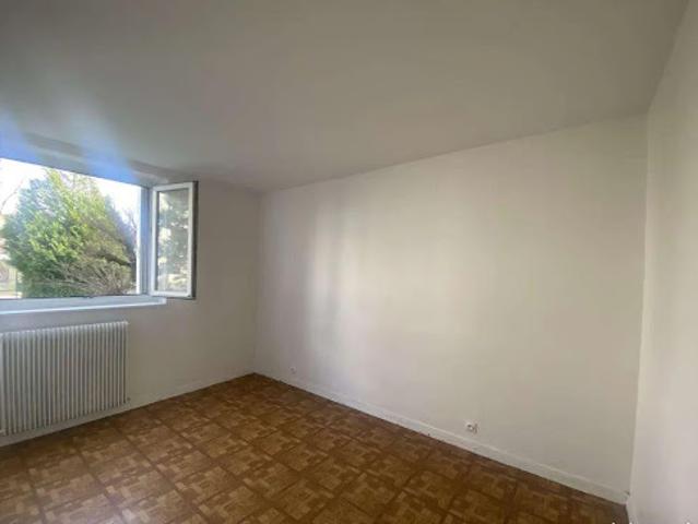 Location Appartement 3 pièces 60 m2 Villejuif