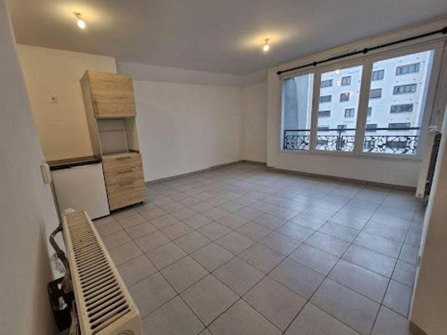 Location Appartement 3 pièces 60 m2 Chatillon