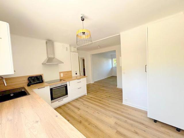 Location Appartement 3 pièces 60 m2 La Seyne sur Mer