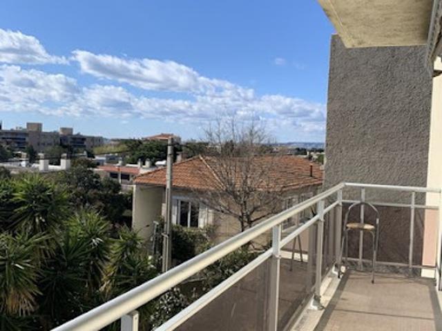 Location Appartement 3 pièces 60 m2 Marseille 8ème