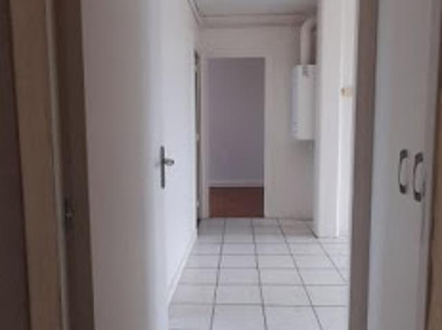 Location Appartement 3 pièces 60 m2 Saint Amand Montrond