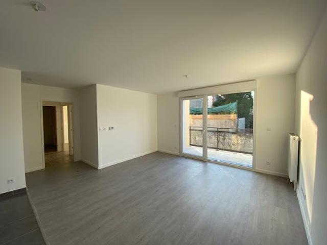 Location Appartement 3 pièces 60 m2 Saint Jean de Braye