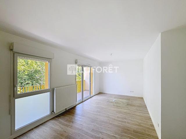 Location Appartement 3 pièces 60 m2 Saran