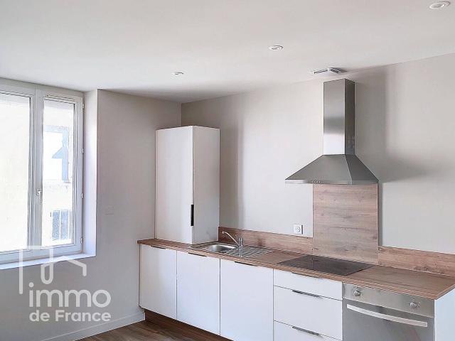 Location appartement 3 pièces 60 m² à Oyonnax 01100 790 € / mois HC