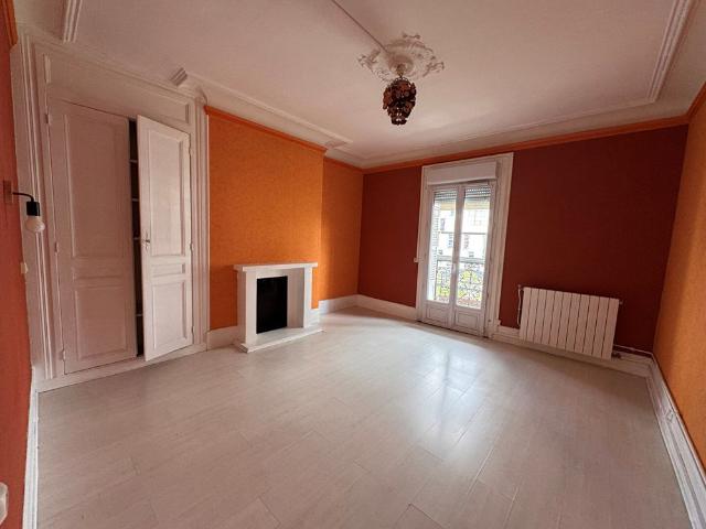 Location Appartement 3 pièces 60m²