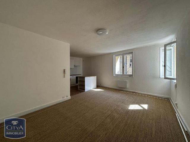 Location Appartement 3 pièces 60m² CARPENTRAS 84200