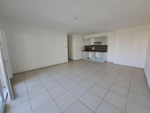 Location Appartement 3 pièces 60m² BONNEVILLE 74130