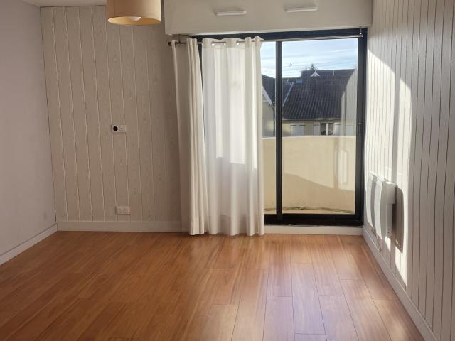 Location Appartement 3 pièces 60m² BORDEAUX 33000