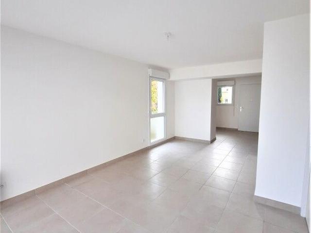 Location Appartement 3 pièces 60m² JUVIGNAC 34990