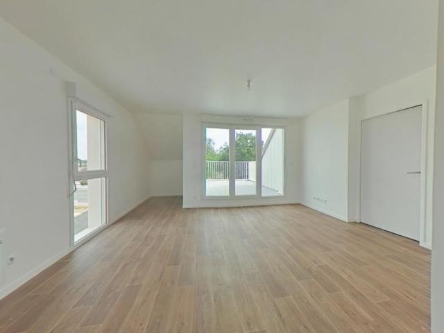 Location Appartement 3 pièces 60m² LA VILLE AUX DAMES 37700