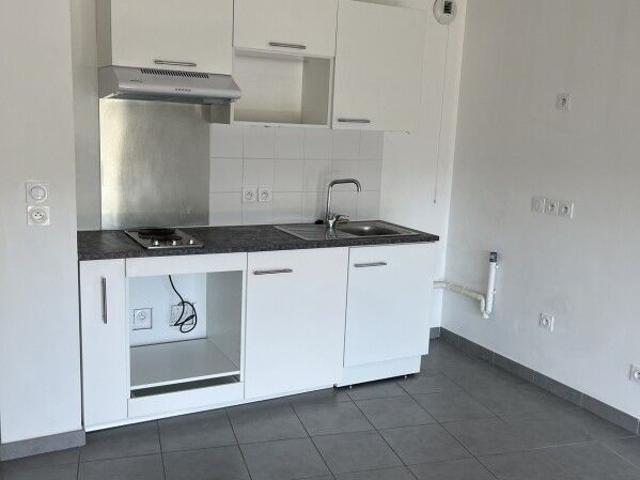 Location Appartement 3 pièces 60m² MARSEILLE 13ème