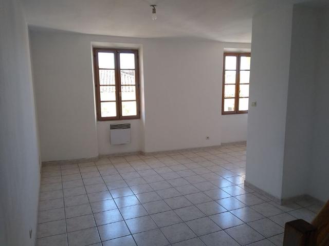 Location Appartement 3 pièces 60m² ROUSSET 13790