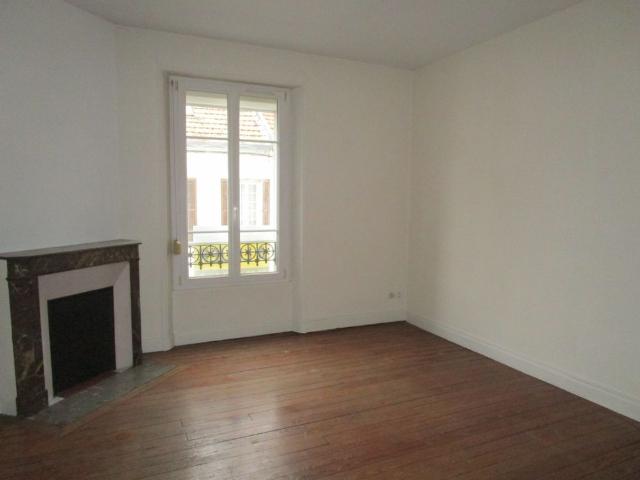 Location Appartement 3 pièces 60m² REIMS 51100