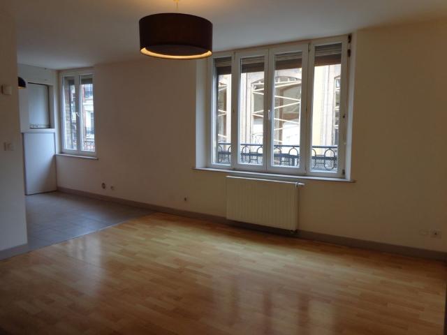 Location Appartement 3 pièces 60m² REIMS 51100