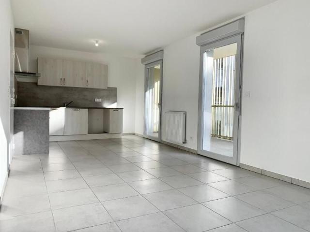 Location Appartement 3 pièces 60m² VAULX EN VELIN 69120