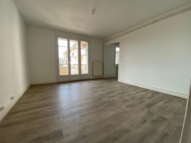 Location Appartement 3 pièces 60m² VALENCE 26000