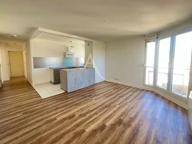 Location Appartement 3 pièces 61.97 m2 Reims