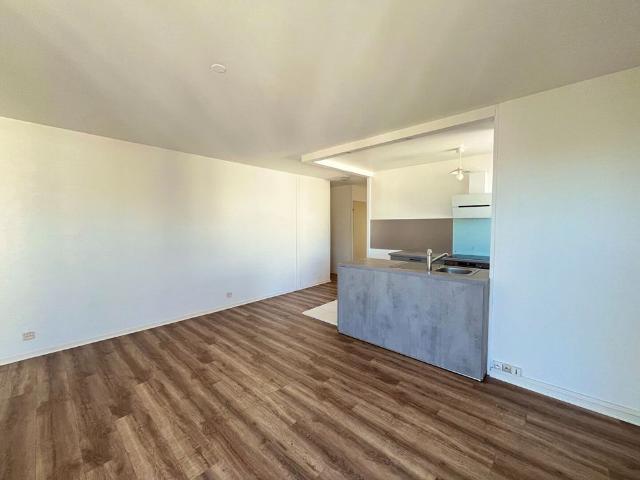 Location appartement 3 pièces, 61.97m², Reims