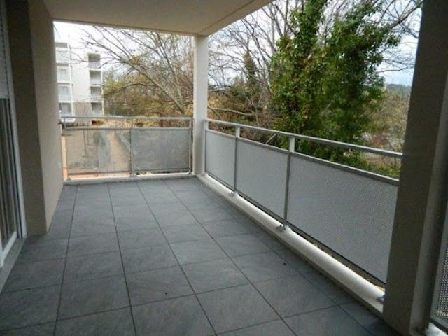 Location Appartement 3 pièces 61.14 m2 Roquevaire