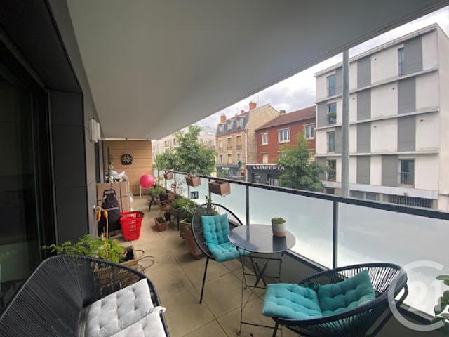 Location Appartement 3 pièces 61.28 m2 Colombes