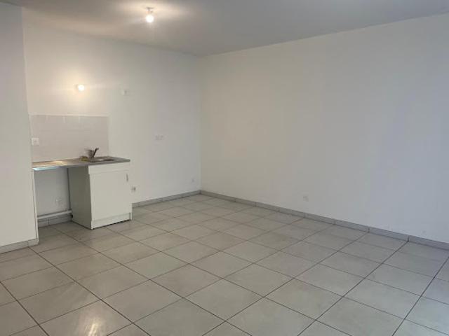Location Appartement 3 pièces 61.37 m2 Venissieux